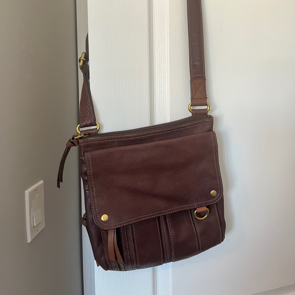 Brown leather Fossil crossbody purse